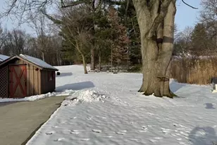 2909 Sanitarium Rd, Akron, OH 44312 - Photo 29