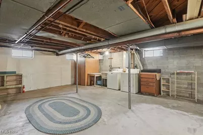 19120 Haskins Road, Chagrin Falls, OH 44023 - Photo 23