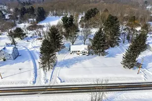 19120 Haskins Rd, Chagrin Falls, OH 44023 - Photo 33