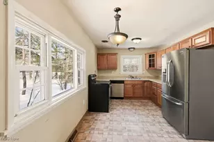 19120 Haskins Rd, Chagrin Falls, OH 44023 - Photo 9