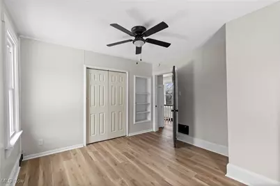 900 N 6th Street, Martins Ferry, OH 43935 - Photo 25