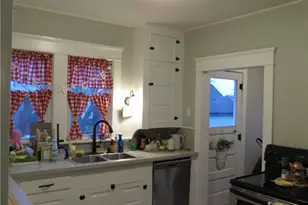 112 High St NE, Hartville, OH 44632 - Photo 7