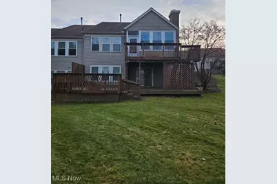 321 Stone Bridge Drive, Sagamore Hills, OH 44067 - Photo 3