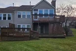 321 Stonebridge Dr, Sagamore Hills, OH 44067 - Photo 3