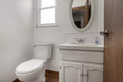 17060 Creighton Drive, Chagrin Falls, OH 44023 - Photo 17