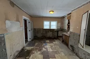 622 W 35th St, Ashtabula, OH 44004 - Photo 9