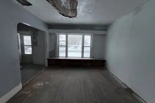 622 W 35th St, Ashtabula, OH 44004 - Photo 5