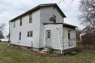 622 W 35th St, Ashtabula, OH 44004 - Photo 3