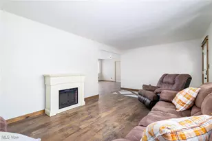 369 Westwood Dr, Steubenville, OH 43953 - Photo 5