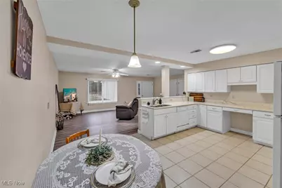 552 Main Street #H, Wadsworth, OH 44281 - Photo 5