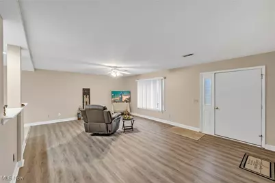 552 Main Street #H, Wadsworth, OH 44281 - Photo 11