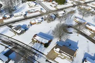 469 Stratton Ave SW, New Philadelphia, OH 44663 - Photo 7