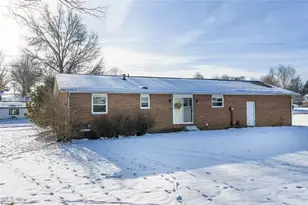 469 Stratton Ave SW, New Philadelphia, OH 44663 - Photo 11