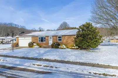 469 Stratton Avenue SW, New Philadelphia, OH 44663 - Photo 1