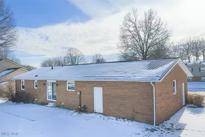 469 Stratton Avenue SW, New Philadelphia, OH 44663 - Photo 9