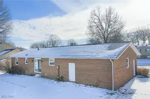 469 Stratton Ave SW, New Philadelphia, OH 44663 - Photo 9