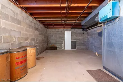 469 Stratton Avenue SW, New Philadelphia, OH 44663 - Photo 31