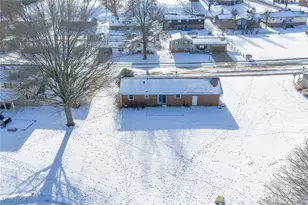 469 Stratton Ave SW, New Philadelphia, OH 44663 - Photo 13