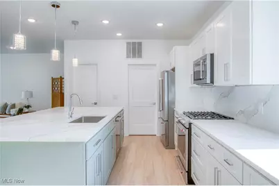 1367 W 74th Street, Loveland, OH 44102 - Photo 7