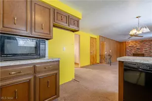 5611 Cherokee Ave NW, North Canton, OH 44720 - Photo 17