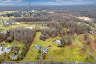 10045 Whippoorwill Rd, Newton Falls, OH 44444 - Photo 11