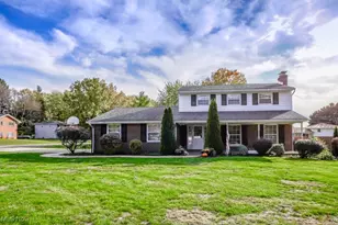 3878 36th St NW, Canton, OH 44718 - Photo 1