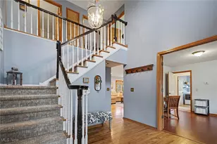 13285 S Partridge Dr, Valleyview, OH 44125 - Photo 3