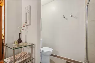 13285 S Partridge Dr, Valleyview, OH 44125 - Photo 23