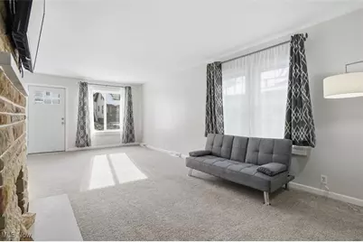 413 Grove Avenue, Cuyahoga Falls, OH 44221 - Photo 5