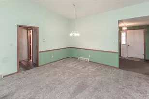 743 Bent Creek Dr, Wadsworth, OH 44281 - Photo 7