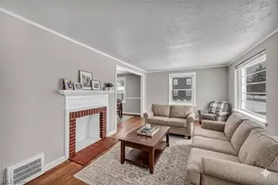 610 E 266th St, Euclid, OH 44132 - Photo 3