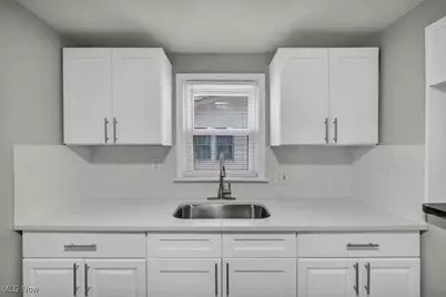 610 E 266th Street, Euclid, OH 44132 - Photo 11