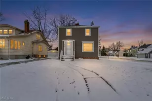 610 E 266th St, Euclid, OH 44132 - Photo 23