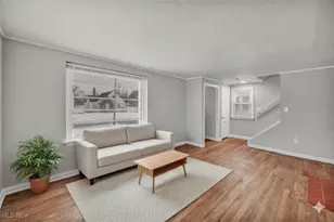 610 E 266th St, Euclid, OH 44132 - Photo 5