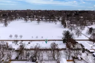 422 Crestview Ave, Akron, OH 44320 - Photo 3