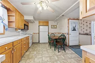 131 Atwater Ave, Atwater, OH 44201 - Photo 17