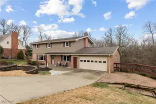 4816 White Oaks Dr, Steubenville, OH 43953 - Photo 3