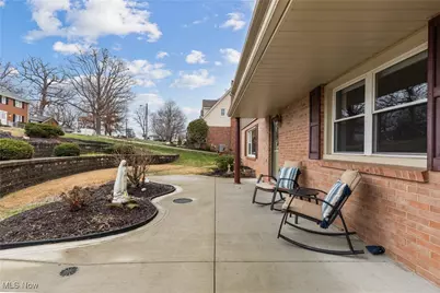 4816 White Oaks Drive, Steubenville, OH 43953 - Photo 3