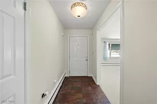 7041 Market Ave N, Canton, OH 44721 - Photo 25