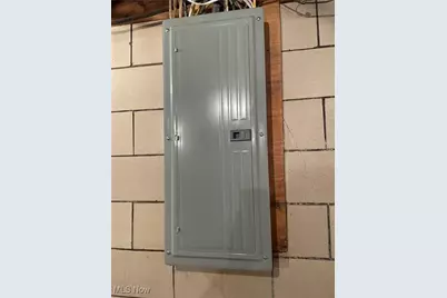 7041 Market Avenue N, Canton, OH 44721 - Photo 21