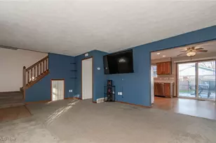 1555 Easton Ave, Madison, OH 44057 - Photo 5