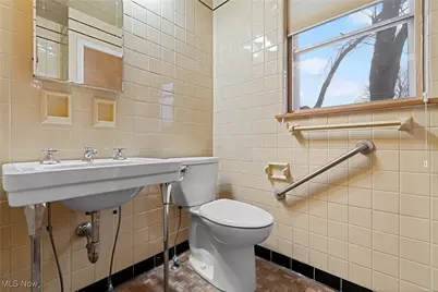 206 Harter Avenue NW, Canton, OH 44708 - Photo 23