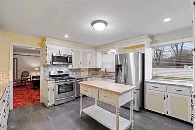 206 Harter Avenue NW, Canton, OH 44708 - Photo 11