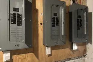 892 Delia Ave, Akron, OH 44320 - Photo 23