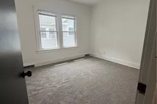 892 Delia Ave, Akron, OH 44320 - Photo 9