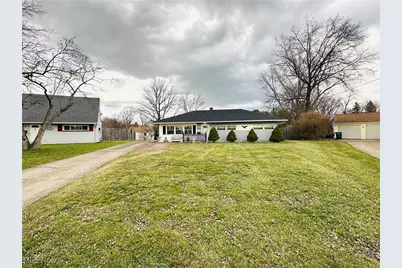 2420 Bel Aire Lane, Poland, OH 44514 - Photo 9
