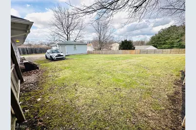 2420 Bel Aire Lane, Poland, OH 44514 - Photo 3