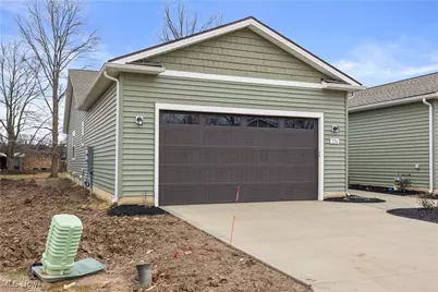 556 Eldemire Lane, Elyria, OH 44035 - Photo 5