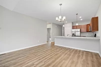 556 Eldemire Lane, Elyria, OH 44035 - Photo 9