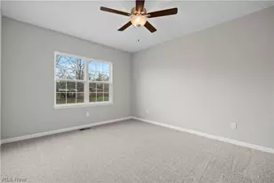 556 Eldemire Ln, Elyria, OH 44035 - Photo 15